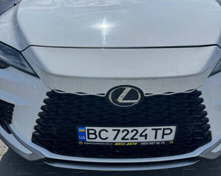 Белый Лексус РХ, объемом двигателя 2.4 л и пробегом 2 тыс. км за 65000 $, фото 5 на Automoto.ua