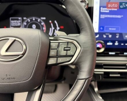 Білий Лексус РХ, об'ємом двигуна 2.4 л та пробігом 3 тис. км за 56900 $, фото 32 на Automoto.ua