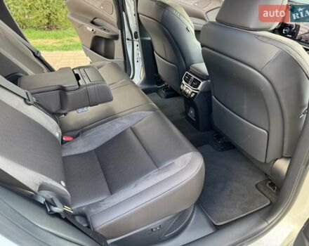 Белый Лексус РХ, объемом двигателя 2.5 л и пробегом 39 тыс. км за 79000 $, фото 64 на Automoto.ua