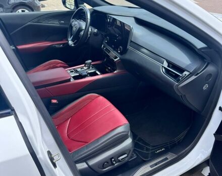 Білий Лексус РХ, об'ємом двигуна 2.4 л та пробігом 127 тис. км за 69000 $, фото 11 на Automoto.ua