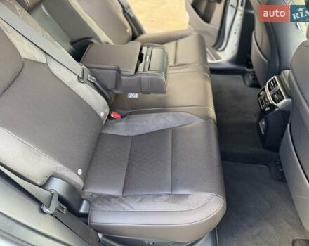 Белый Лексус РХ, объемом двигателя 2.5 л и пробегом 39 тыс. км за 79000 $, фото 66 на Automoto.ua