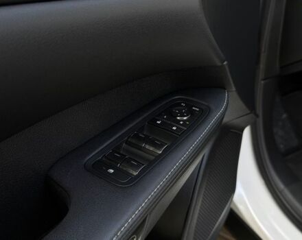 Белый Лексус РХ, объемом двигателя 2.49 л и пробегом 40 тыс. км за 69900 $, фото 11 на Automoto.ua