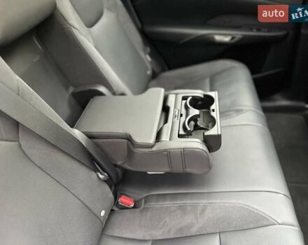 Білий Лексус РХ, об'ємом двигуна 2.5 л та пробігом 29 тис. км за 74500 $, фото 54 на Automoto.ua