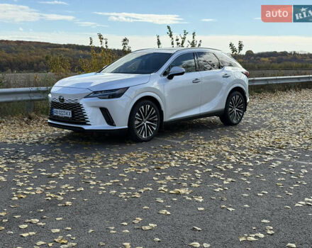 Білий Лексус РХ, об'ємом двигуна 2.4 л та пробігом 52 тис. км за 57000 $, фото 4 на Automoto.ua