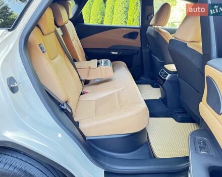 Белый Лексус РХ, объемом двигателя 2.39 л и пробегом 67 тыс. км за 67500 $, фото 18 на Automoto.ua