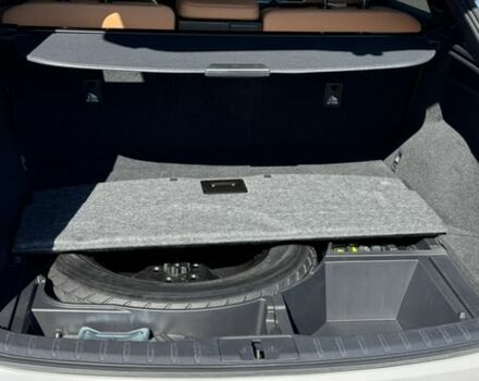 Белый Лексус РХ, объемом двигателя 2.39 л и пробегом 50 тыс. км за 70000 $, фото 6 на Automoto.ua