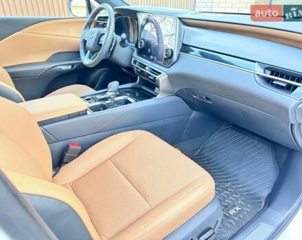 Белый Лексус РХ, объемом двигателя 2.5 л и пробегом 30 тыс. км за 62500 $, фото 23 на Automoto.ua