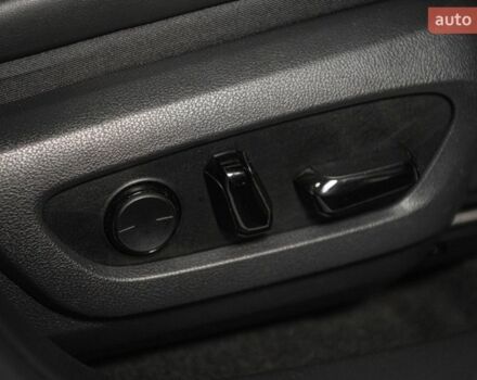 Білий Лексус РХ, об'ємом двигуна 2.4 л та пробігом 29 тис. км за 85900 $, фото 5 на Automoto.ua