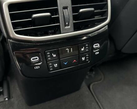 Білий Лексус РХ, об'ємом двигуна 2.5 л та пробігом 29 тис. км за 74500 $, фото 46 на Automoto.ua