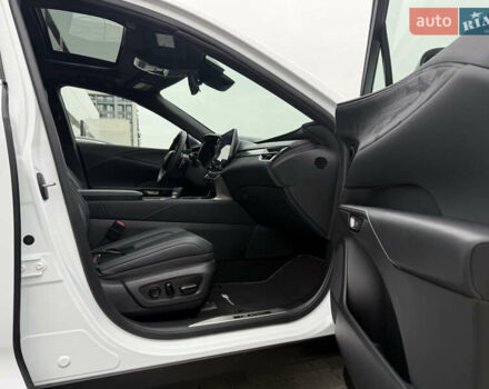 Белый Лексус РХ, объемом двигателя 2.4 л и пробегом 2 тыс. км за 65000 $, фото 29 на Automoto.ua