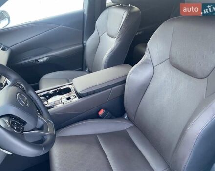 Белый Лексус РХ, объемом двигателя 2.4 л и пробегом 17 тыс. км за 66500 $, фото 30 на Automoto.ua