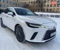 Белый Лексус РХ, объемом двигателя 2.4 л и пробегом 17 тыс. км за 66500 $, фото 2 на Automoto.ua