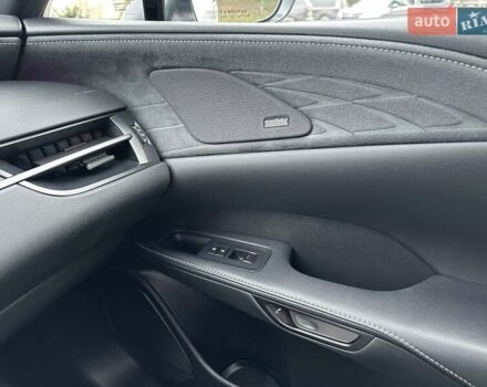 Білий Лексус РХ, об'ємом двигуна 2.5 л та пробігом 29 тис. км за 74500 $, фото 70 на Automoto.ua