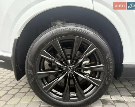 Белый Лексус РХ, объемом двигателя 2.4 л и пробегом 2 тыс. км за 65000 $, фото 13 на Automoto.ua