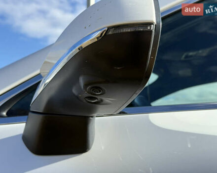 Білий Лексус РХ, об'ємом двигуна 2.4 л та пробігом 52 тис. км за 57000 $, фото 17 на Automoto.ua