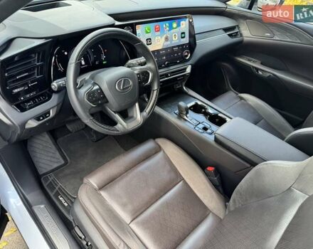 Белый Лексус РХ, объемом двигателя 2.5 л и пробегом 39 тыс. км за 79000 $, фото 45 на Automoto.ua