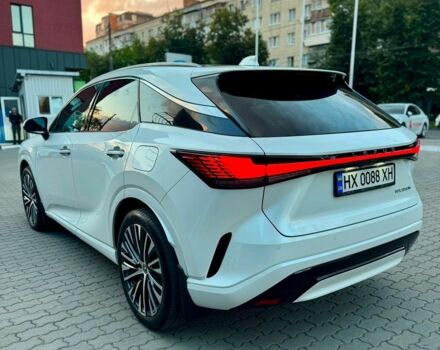 Білий Лексус РХ, об'ємом двигуна 2.49 л та пробігом 42 тис. км за 81000 $, фото 4 на Automoto.ua