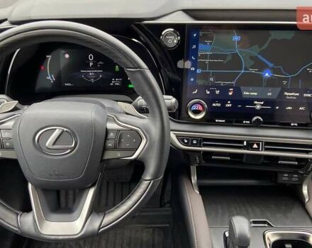 Белый Лексус РХ, объемом двигателя 2.5 л и пробегом 10 тыс. км за 99000 $, фото 8 на Automoto.ua