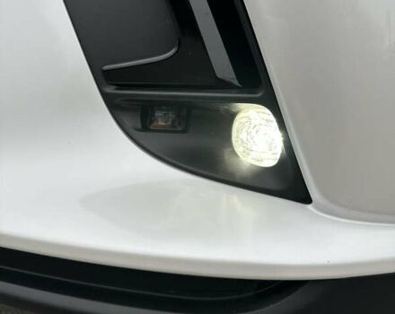 Білий Лексус РХ, об'ємом двигуна 2.5 л та пробігом 29 тис. км за 74500 $, фото 16 на Automoto.ua