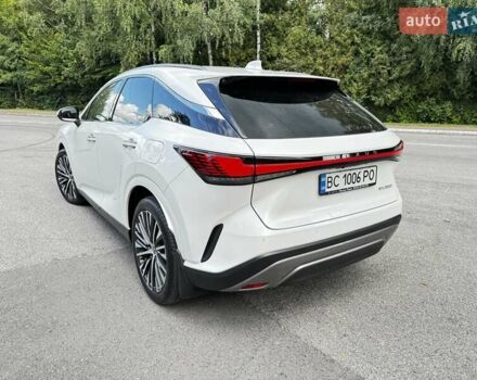 Лексус РХ 2023 в Трускавце на Automoto.ua Белый Лексус РХ, объемом двигателя 2.4 л и пробегом 66 тыс. км за 64800 $, фото 12 на Automoto.ua