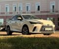 Білий Лексус РХ, об'ємом двигуна 2.49 л та пробігом 40 тис. км за 65000 $, фото 2 на Automoto.ua