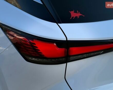 Білий Лексус РХ, об'ємом двигуна 2.39 л та пробігом 11 тис. км за 50500 $, фото 31 на Automoto.ua