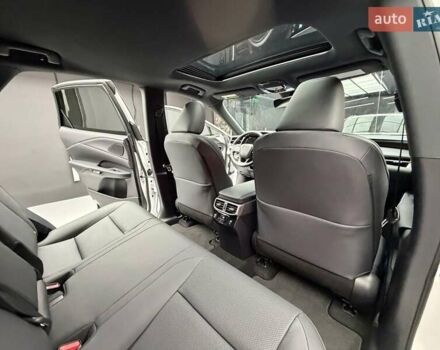 Білий Лексус РХ, об'ємом двигуна 2.4 л та пробігом 3 тис. км за 56900 $, фото 52 на Automoto.ua