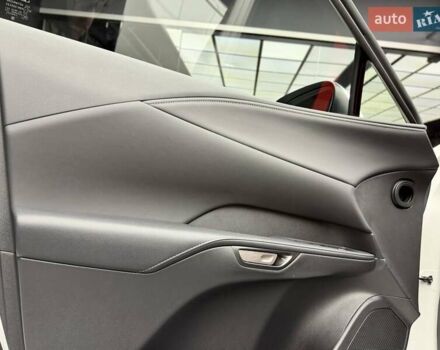 Білий Лексус РХ, об'ємом двигуна 2.4 л та пробігом 3 тис. км за 56900 $, фото 25 на Automoto.ua