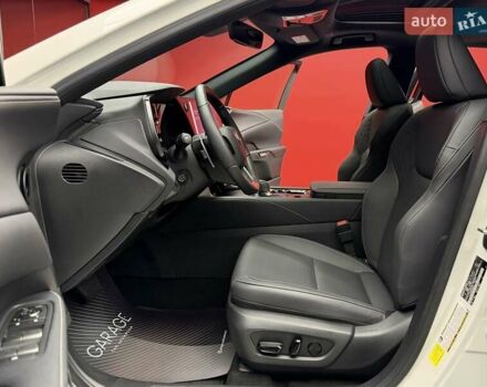 Білий Лексус РХ, об'ємом двигуна 2.4 л та пробігом 3 тис. км за 56900 $, фото 26 на Automoto.ua