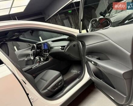 Білий Лексус РХ, об'ємом двигуна 2.4 л та пробігом 3 тис. км за 56900 $, фото 54 на Automoto.ua