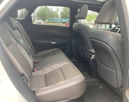 Белый Лексус РХ, объемом двигателя 2.4 л и пробегом 21 тыс. км за 23000 $, фото 11 на Automoto.ua