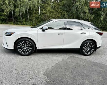 Лексус РХ 2023 в Трускавце на Automoto.ua Белый Лексус РХ, объемом двигателя 2.4 л и пробегом 66 тыс. км за 64800 $, фото 20 на Automoto.ua
