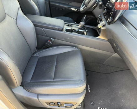 Білий Лексус РХ, об'ємом двигуна 2.4 л та пробігом 52 тис. км за 57000 $, фото 30 на Automoto.ua