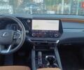 Белый Лексус РХ, объемом двигателя 2.4 л и пробегом 11 тыс. км за 73381 $, фото 7 на Automoto.ua
