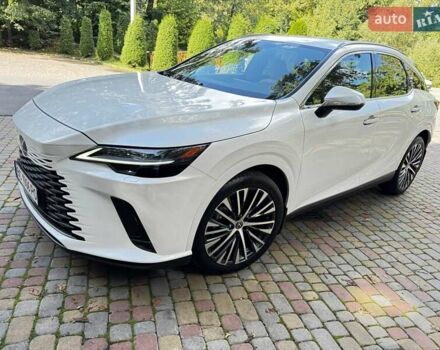 Лексус РХ 2023 в Трускавце на Automoto.ua Белый Лексус РХ, объемом двигателя 2.4 л и пробегом 66 тыс. км за 64800 $, фото 23 на Automoto.ua
