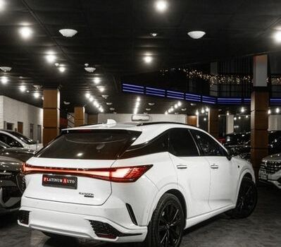 Белый Лексус РХ, объемом двигателя 2.4 л и пробегом 29 тыс. км за 84900 $, фото 72 на Automoto.ua