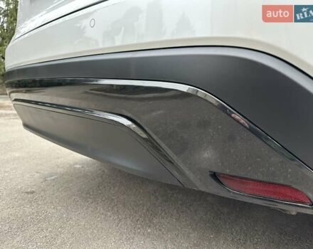 Білий Лексус РХ, об'ємом двигуна 2.5 л та пробігом 29 тис. км за 74500 $, фото 23 на Automoto.ua