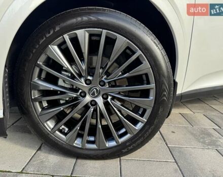 Белый Лексус РХ, объемом двигателя 2.5 л и пробегом 39 тыс. км за 79000 $, фото 27 на Automoto.ua