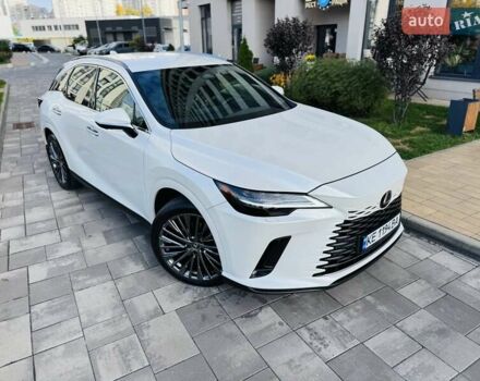 Белый Лексус РХ, объемом двигателя 2.5 л и пробегом 39 тыс. км за 79000 $, фото 6 на Automoto.ua