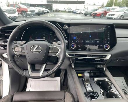 Белый Лексус РХ, объемом двигателя 2.4 л и пробегом 21 тыс. км за 23000 $, фото 8 на Automoto.ua