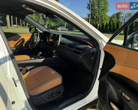 Белый Лексус РХ, объемом двигателя 2.49 л и пробегом 27 тыс. км за 78000 $, фото 12 на Automoto.ua