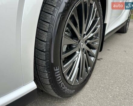 Білий Лексус РХ, об'ємом двигуна 2.5 л та пробігом 29 тис. км за 74500 $, фото 38 на Automoto.ua