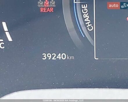 Белый Лексус РХ, объемом двигателя 2.5 л и пробегом 41 тыс. км за 65990 $, фото 29 на Automoto.ua