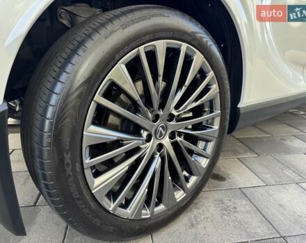 Белый Лексус РХ, объемом двигателя 2.5 л и пробегом 39 тыс. км за 79000 $, фото 18 на Automoto.ua