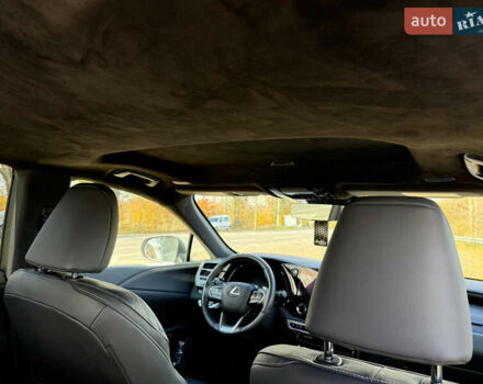 Білий Лексус РХ, об'ємом двигуна 2.4 л та пробігом 52 тис. км за 57000 $, фото 31 на Automoto.ua