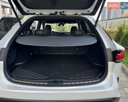 Белый Лексус РХ, объемом двигателя 2.5 л и пробегом 39 тыс. км за 79000 $, фото 79 на Automoto.ua