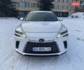 Белый Лексус РХ, объемом двигателя 2.4 л и пробегом 17 тыс. км за 66500 $, фото 1 на Automoto.ua