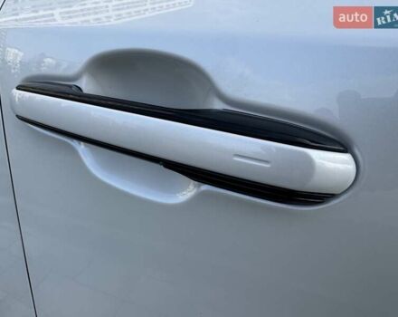 Белый Лексус РХ, объемом двигателя 2.5 л и пробегом 39 тыс. км за 79000 $, фото 82 на Automoto.ua