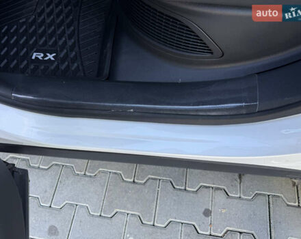 Белый Лексус РХ, объемом двигателя 2.5 л и пробегом 24 тыс. км за 59900 $, фото 18 на Automoto.ua