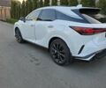 Белый Лексус РХ, объемом двигателя 2.4 л и пробегом 10 тыс. км за 75000 $, фото 3 на Automoto.ua